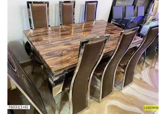 Image de Tables à manger marbré +6 chaises marron
